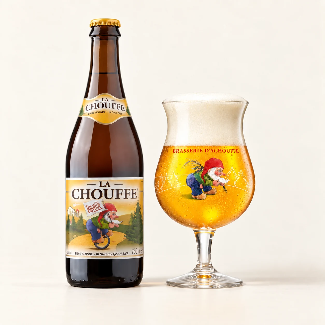 Bouteille et verre La Chouffe Blonde